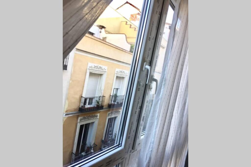 Estudio Estilo Nórdico Madrid (Malasaña Gran Vía) Exterior foto